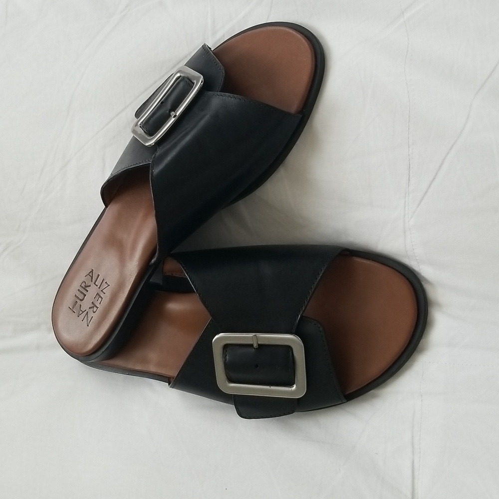 Naturalizer Forrest Sandal, Black, Sz 9